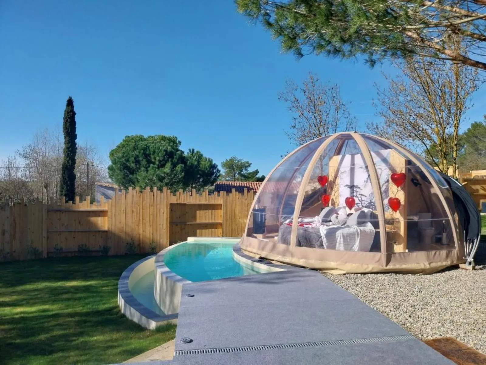 Le Clos F.M.R - Bulle Wigwam Fanny avec piscine, spa et sauna privés (Malves-en-Minervois, Aude) - bulle à Malves-en-Minervois, Aude